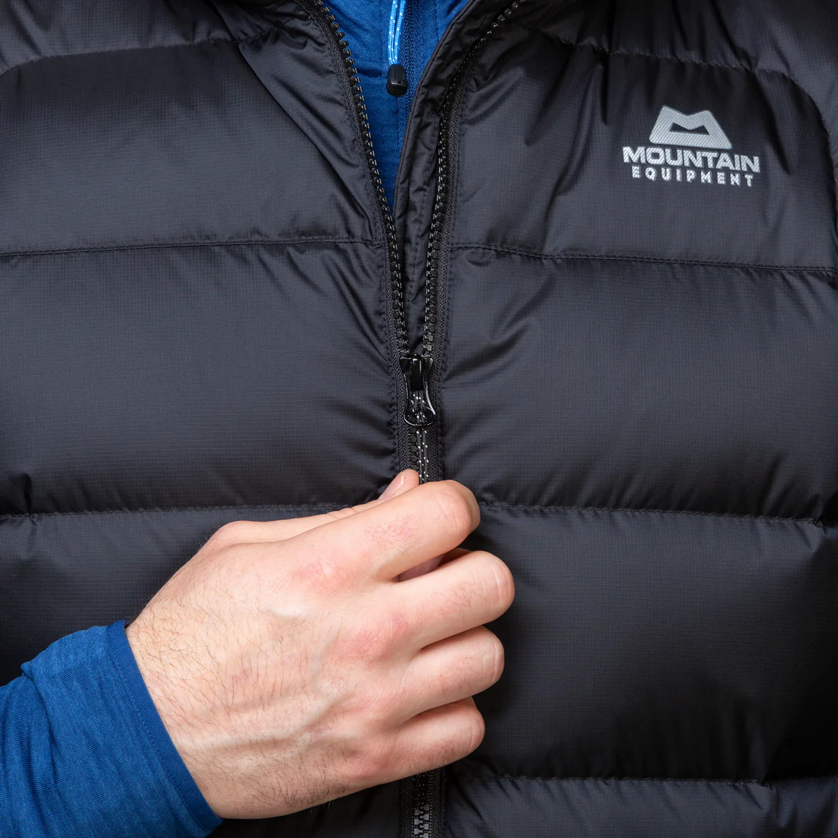 Lightline Men's Vest - Image 7